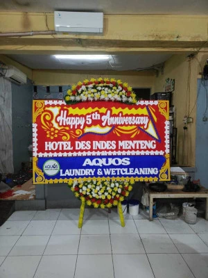 Papan Bunga di Serpong Utara